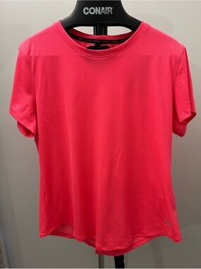 Under Amour Women’s T Shirt